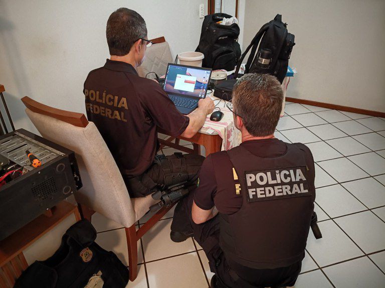PF realiza operação em 17 estados contra crimes de abuso sexual infantil na internet