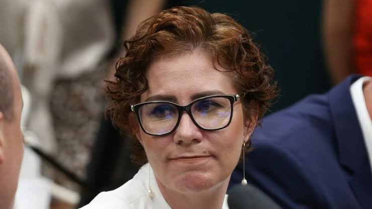 STF confirma perda do mandato de Carla Zambelli por unanimidade