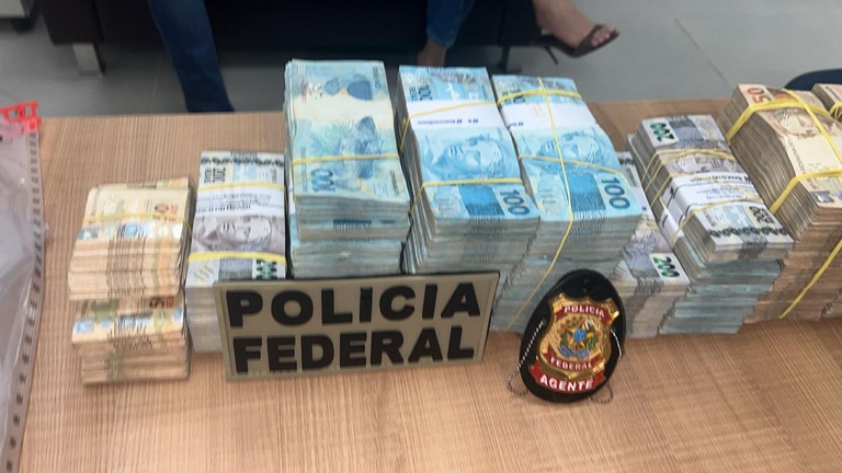 Polícia Federal apreende mais de R$ 700 mil em dinheiro durante operação no interior de Sergipe