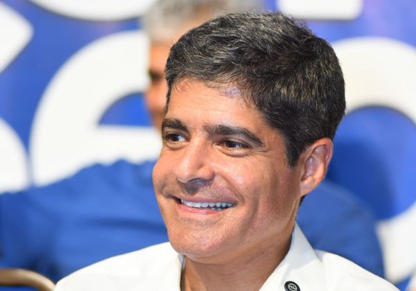 ACM Neto lidera pesquisa para o governo da Bahia, aponta levantamento
