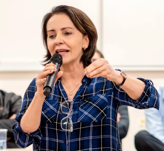 Emília Corrêa assume o comando do Republicanos em Sergipe