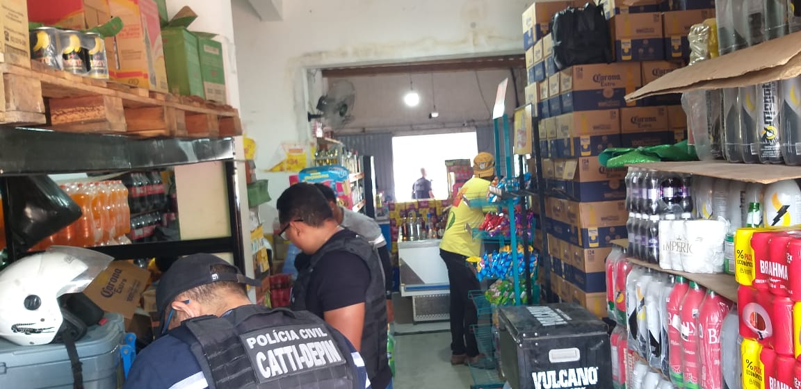 Polícia Civil prende suspeito de distribuir bebidas adulteradas com metanol na Bahia