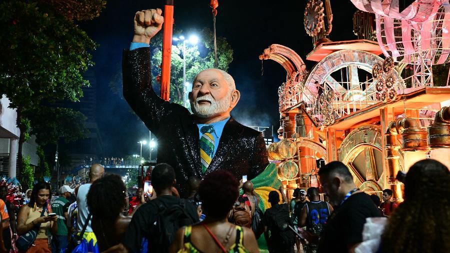 PL aciona TSE contra Lula por suposto abuso de poder em desfile da Acadêmicos de Niterói