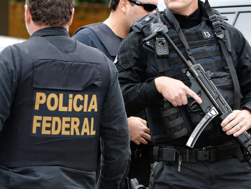 Delegados da Polícia Federal suspendem despachos em inquéritos como forma de pressão ao governo