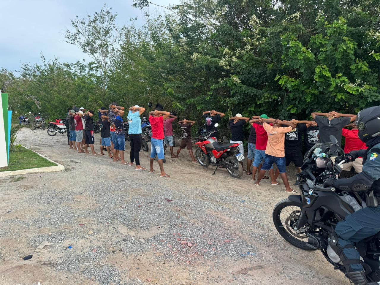 Polícia Militar recupera moto roubada na pista do grau em Tomar do Geru e conduz menores à delegacia