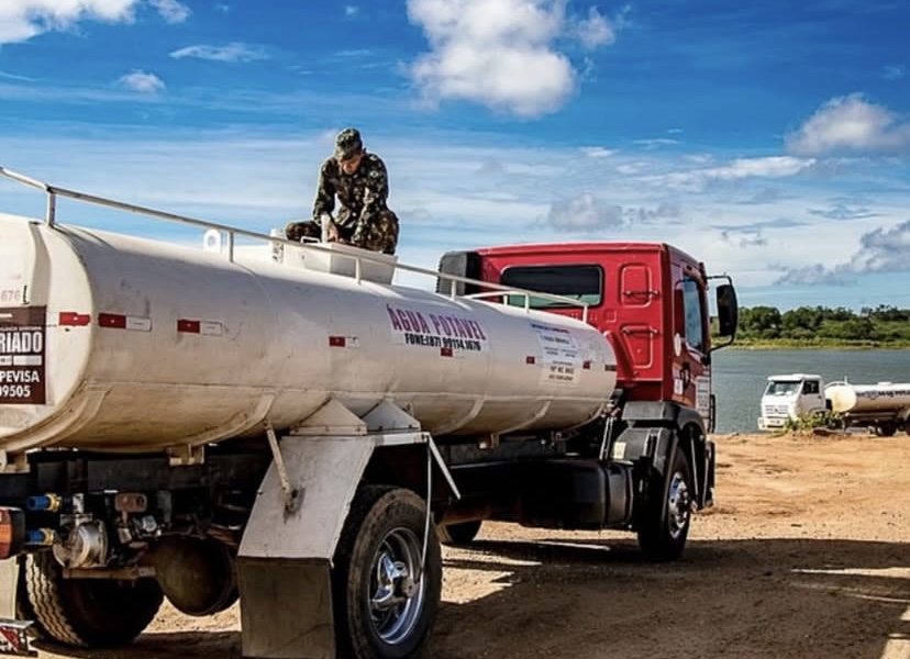 Riachão do Dantas enfrenta risco de desabastecimento após Promotoria suspender comercialização de água por irregularidades no transporte
