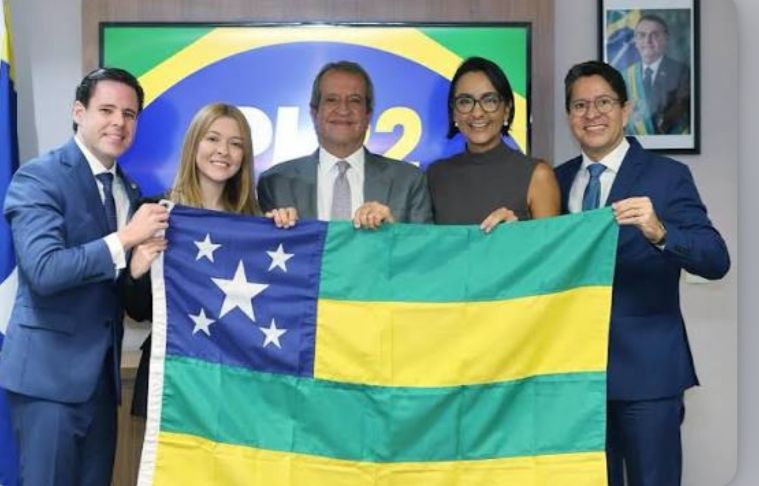 Valdemar Costa Neto oficializa apoio à chapa do PL em Sergipe