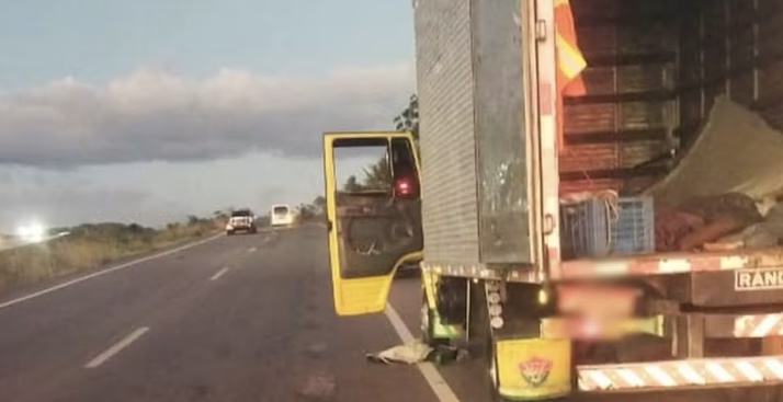 Adolescente é flagrado dirigindo caminhão furtado na Bahia em rodovia de Sergipe