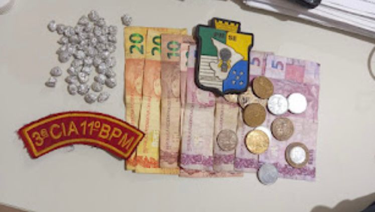 Jovem é preso por tráfico de drogas em Itabaianinha durante patrulhamento policial