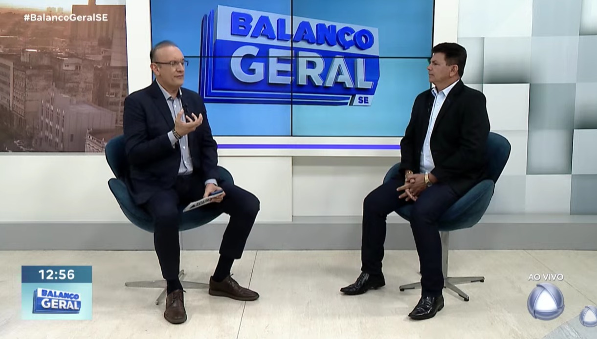 Valmir de Francisquinho se afasta da Prefeitura e sinaliza pré-candidatura ao Governo de Sergipe