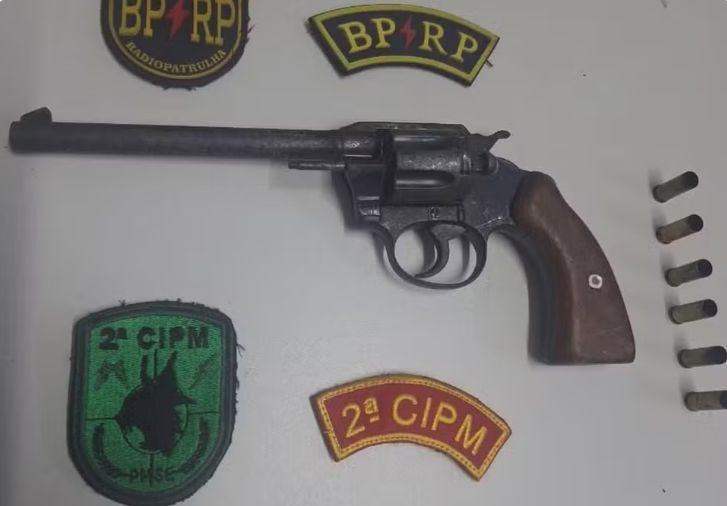 ADOLESCENTE É MORTO A TIROS E JOVEM FICA FERIDO NA BARRA DOS COQUEIROS