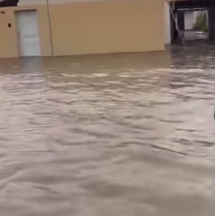 Alagamento atinge Cipó na Bahia e vídeos mostram ruas da cidade completamente tomadas pela água