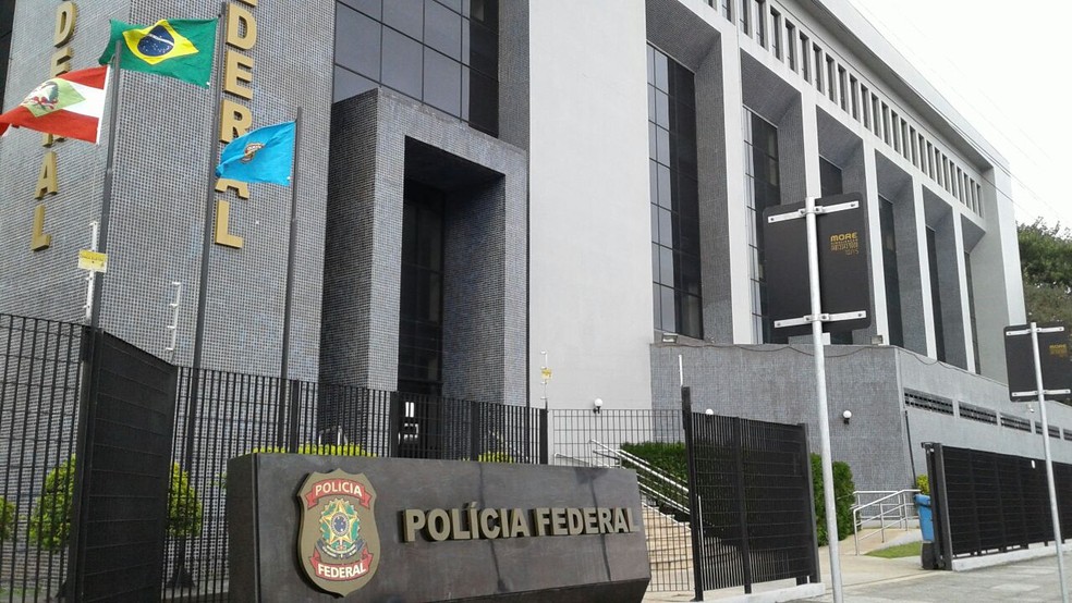 Operação da PF investiga suspeita de exploração sexual e tráfico de mulheres no oeste de SC