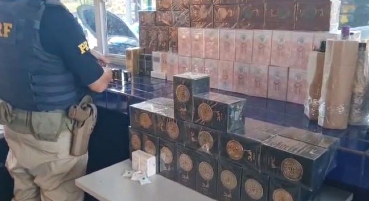 Mais de 200 produtos importados sem nota fiscal são apreendidos na BR-101, em São Cristóvão