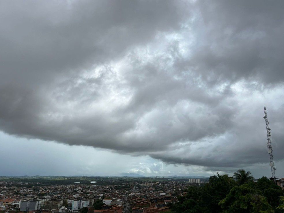Avisos de chuva se estendem em Sergipe neste fim de semana