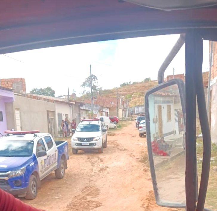 Suspeito é baleado após confronto com a polícia no bairro Santa Maria, em Aracaju
