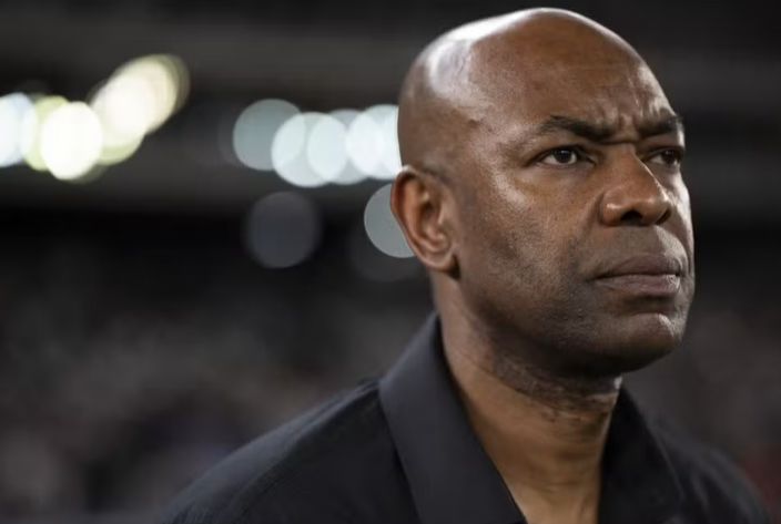 Cláudio Caçapa é o novo técnico do Confiança