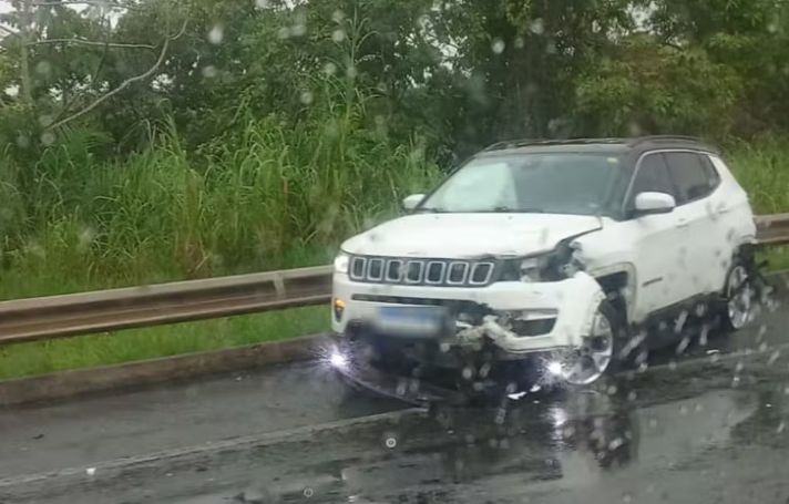 ACIDENTE NA BR-101 DEIXA SEIS FERIDOS EM SANTA LUZIA DO ITANHY