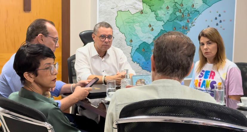 Governador sanciona lei que cria a Universidade Estadual de Sergipe