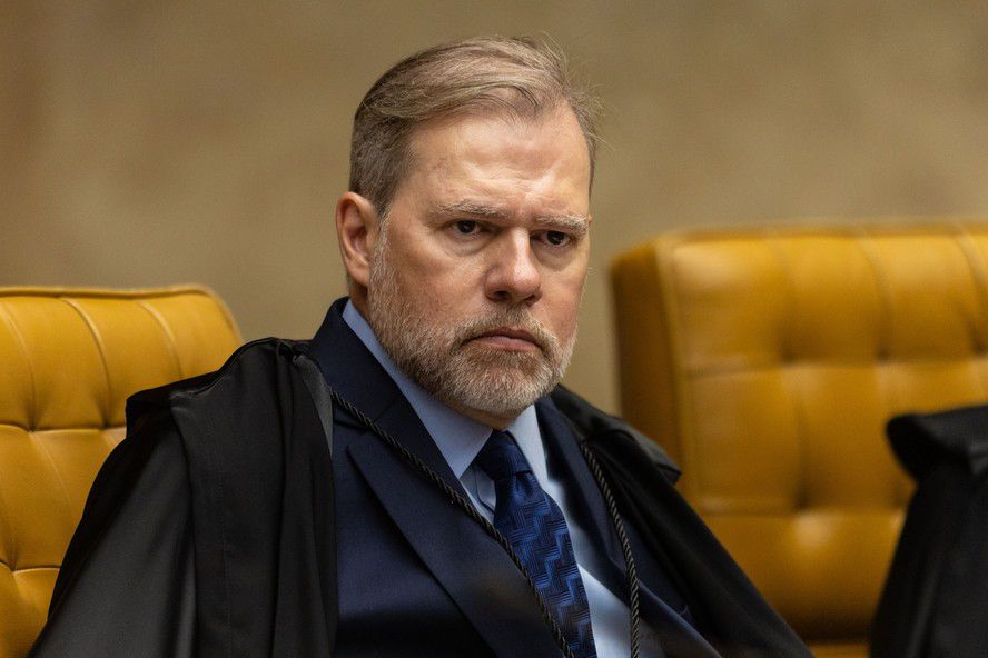 Toffoli confirma participação societária em empresa ligada a resort e nega vínculo com dono do Banco Master