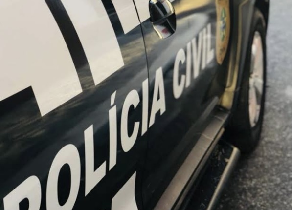 Polícia Civil cumpre mandado contra suspeito de instalar câmera em banheiro de órgão público em Pirambu