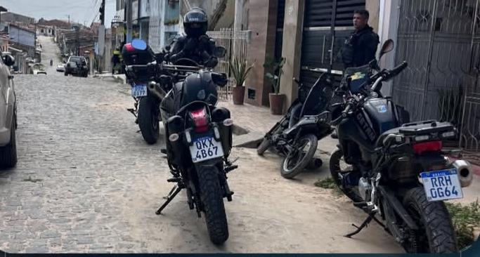 Polícia Militar recupera motocicleta com restrição em Estância