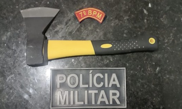 Mãe é atacada com machadinha pelo próprio filho em Lagarto