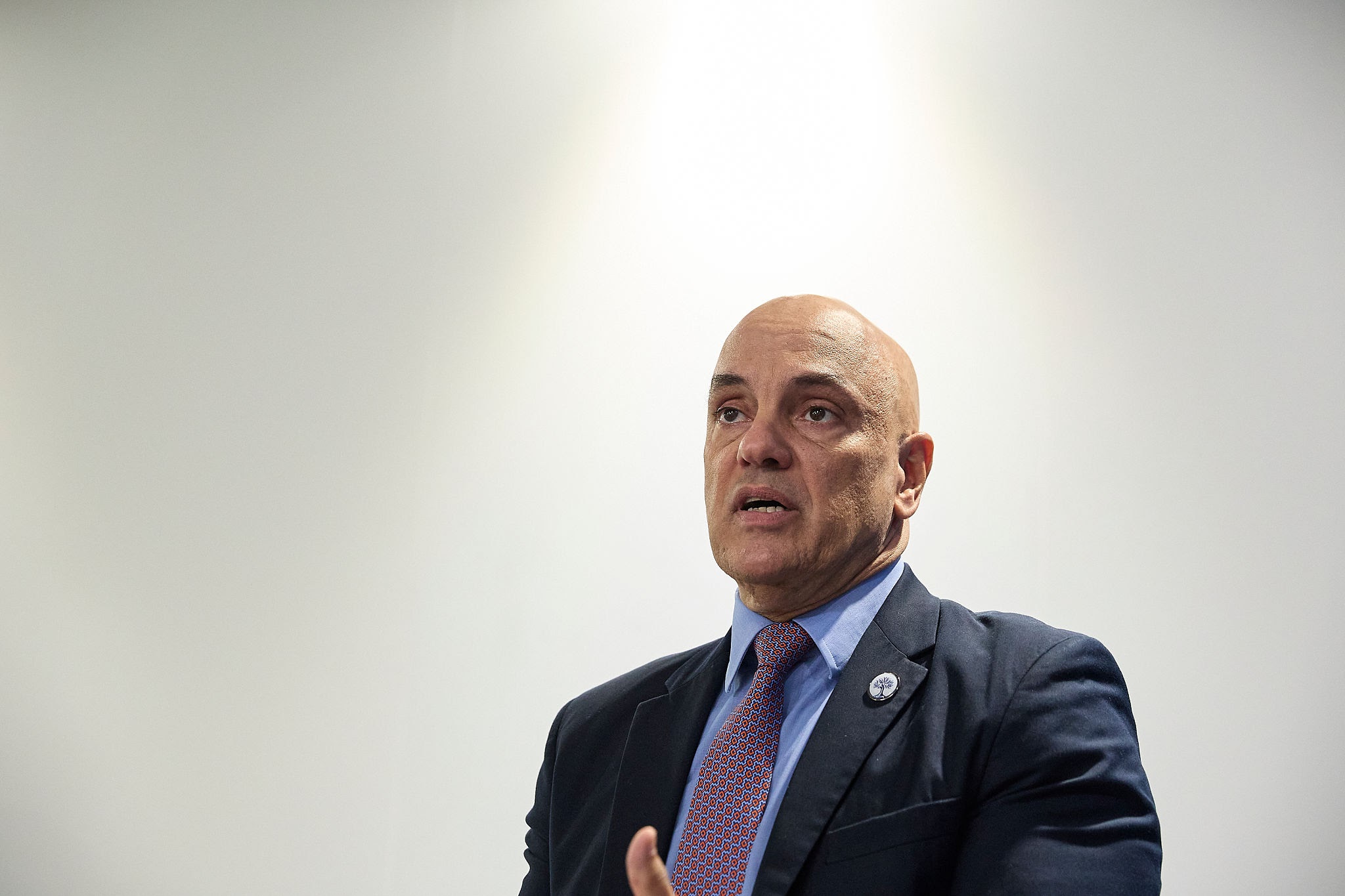 Software da PF e peritos contradizem explicação de Moraes sobre diálogo com Vorcaro