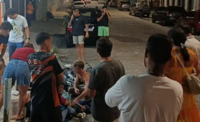 Motociclista fica gravemente ferido após colisão com carro em Aracaju